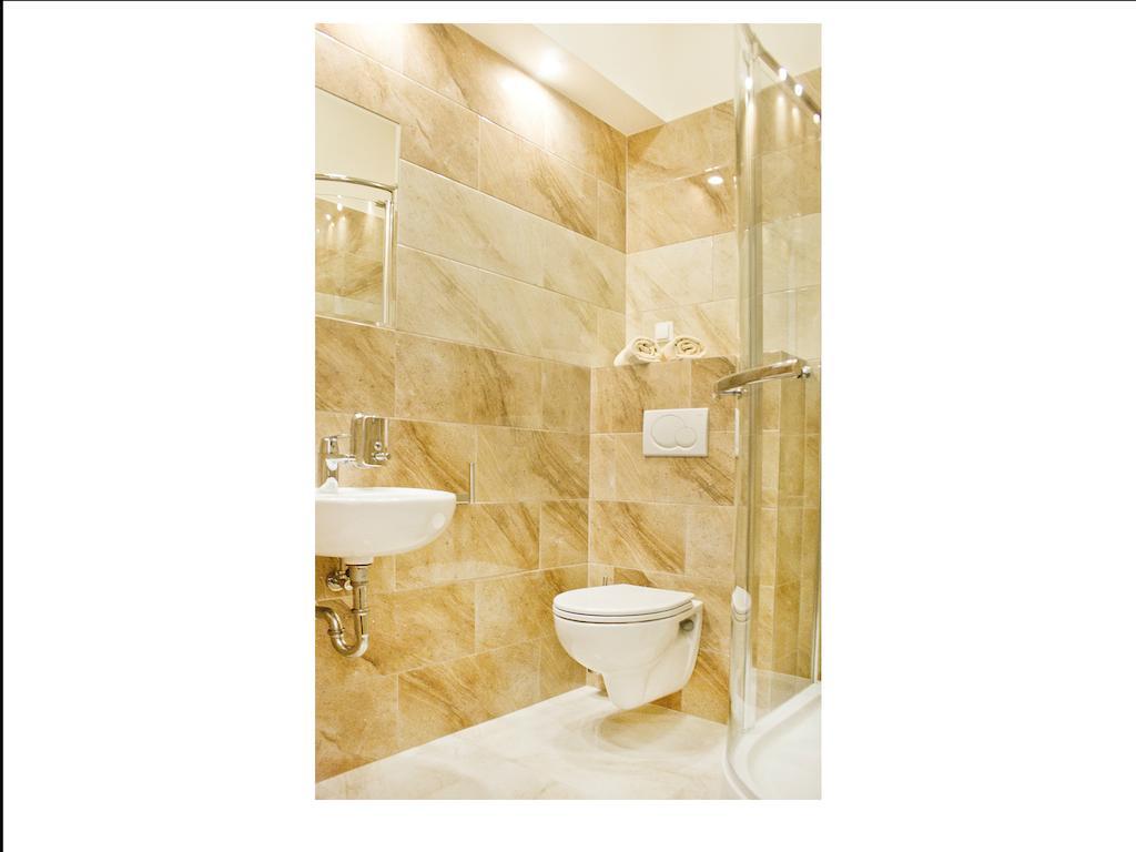 Five Stars Bed&Breakfast Breslavia Exterior foto