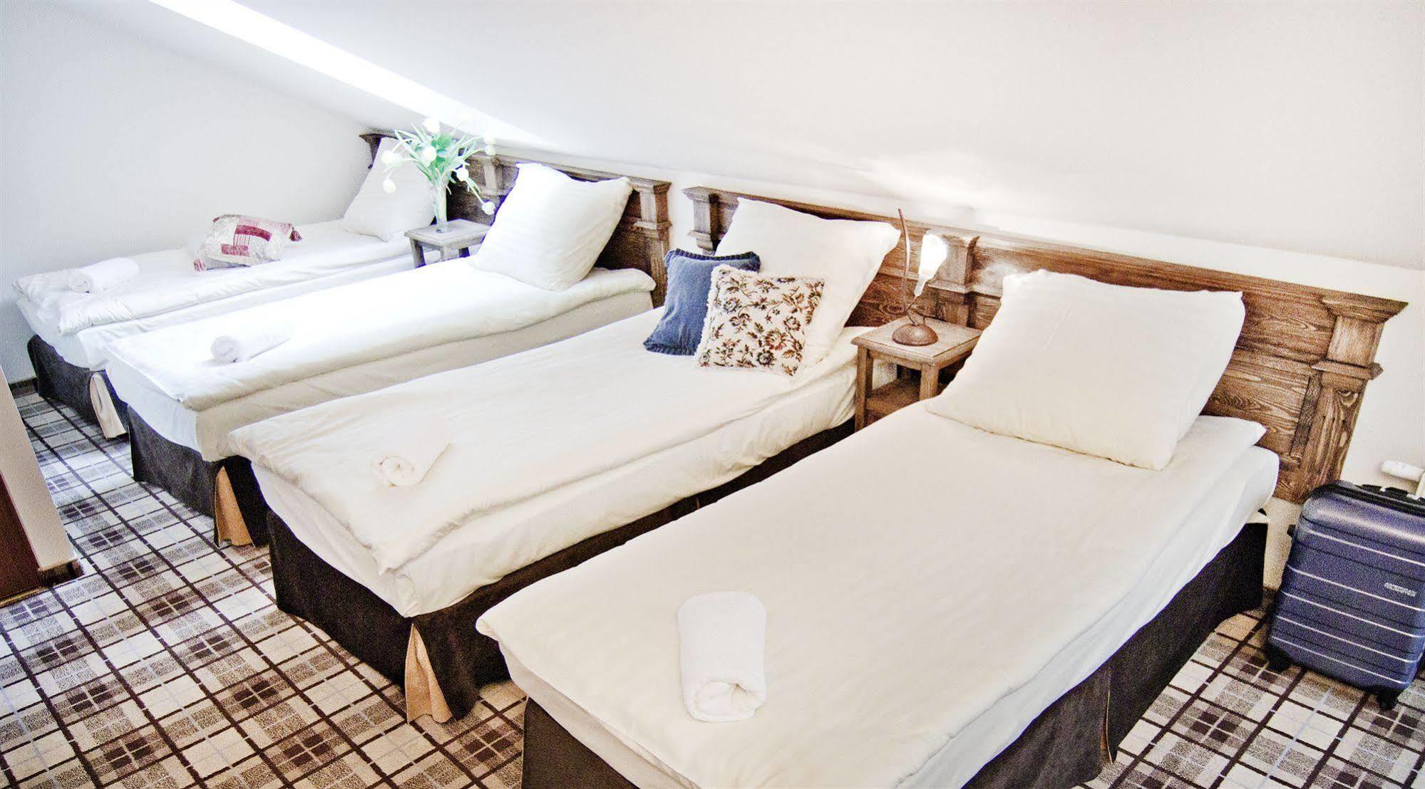 Five Stars Bed&Breakfast Breslavia Exterior foto